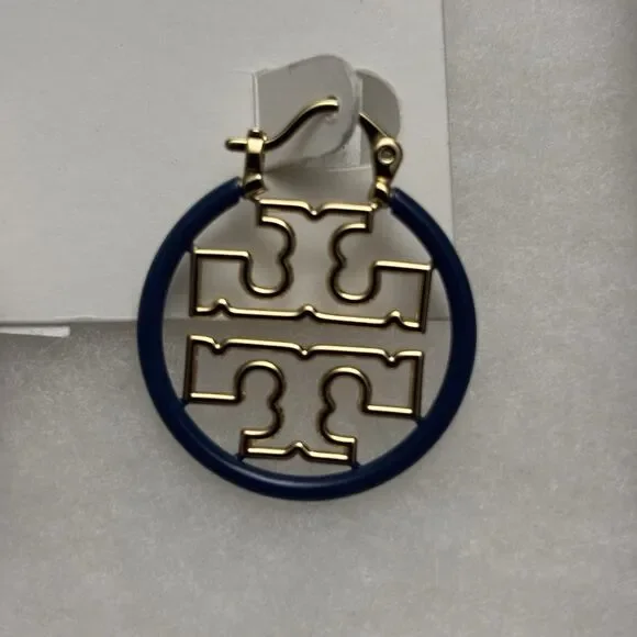 Tory Burch Miller Small Wire Hoop Earrings TORY GOLD / ENSIGN BLUE New - Picture 3 of 4